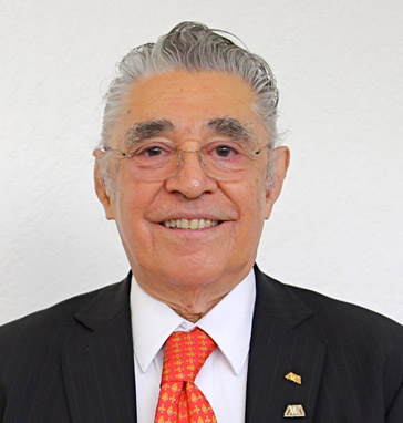 Oscar M. González Cuevas